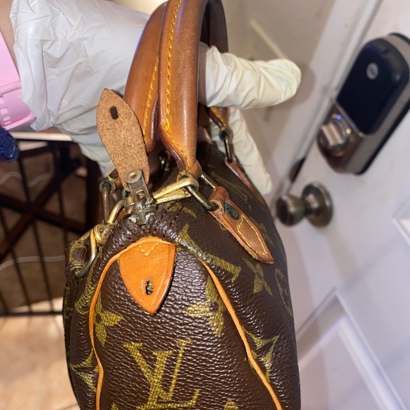 📣📣Sold📣📣Authentic Louis Vuitton Mini Speedy♥️ - Picture 14 of 16